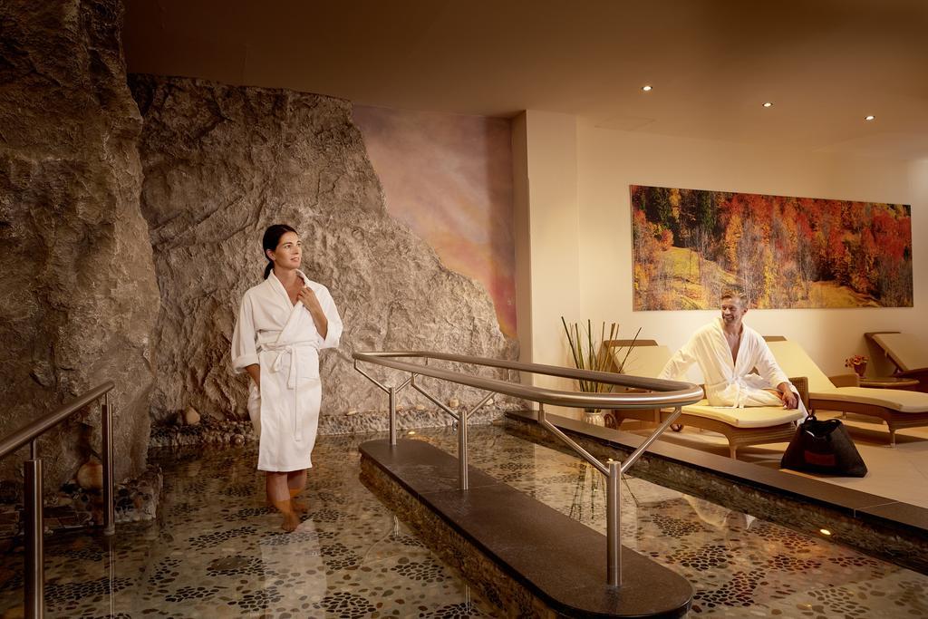 Hotel Alpenhof Тукс Екстериор снимка